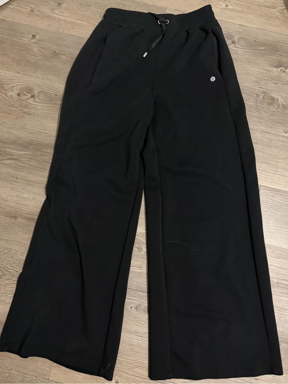 NWOT Altar’d State Supersoft Wideleg Pants Size Medium in Black - Picture 2 of 2